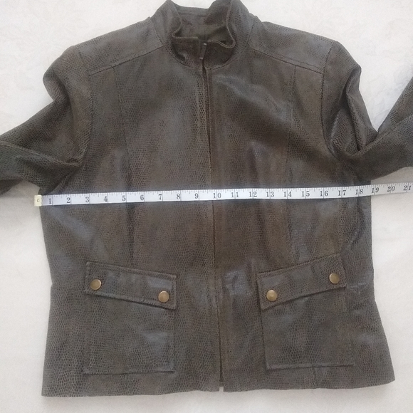 Distressed cracked leather croc finish moto biker jacket - Picture 4 of 7